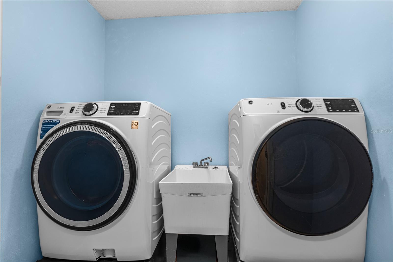 COUNTRYSIDE UNIT 02 - Residential