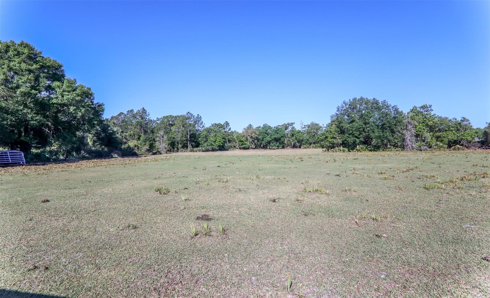 Howe & Curriers Allotment #1-3 - Land