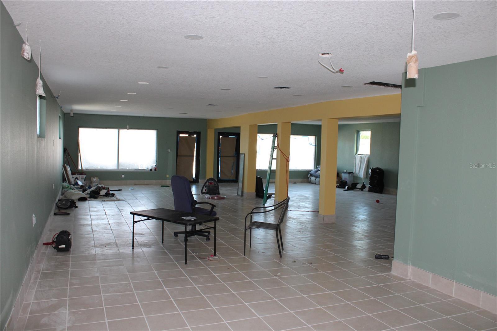 CITRUS HEIGHTS MANOR - Commercial Lease