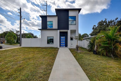 Photo of 5200 7th Avenue N, St Petersburg, FL 33710 (MLS # TB8547588)
