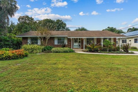 Photo of 4608 Lake Holden Hills Drive, Orlando, FL 32839 (MLS # O6358706)
