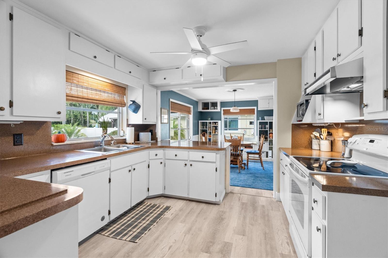 LAKE HOLDEN HILLS - Residential