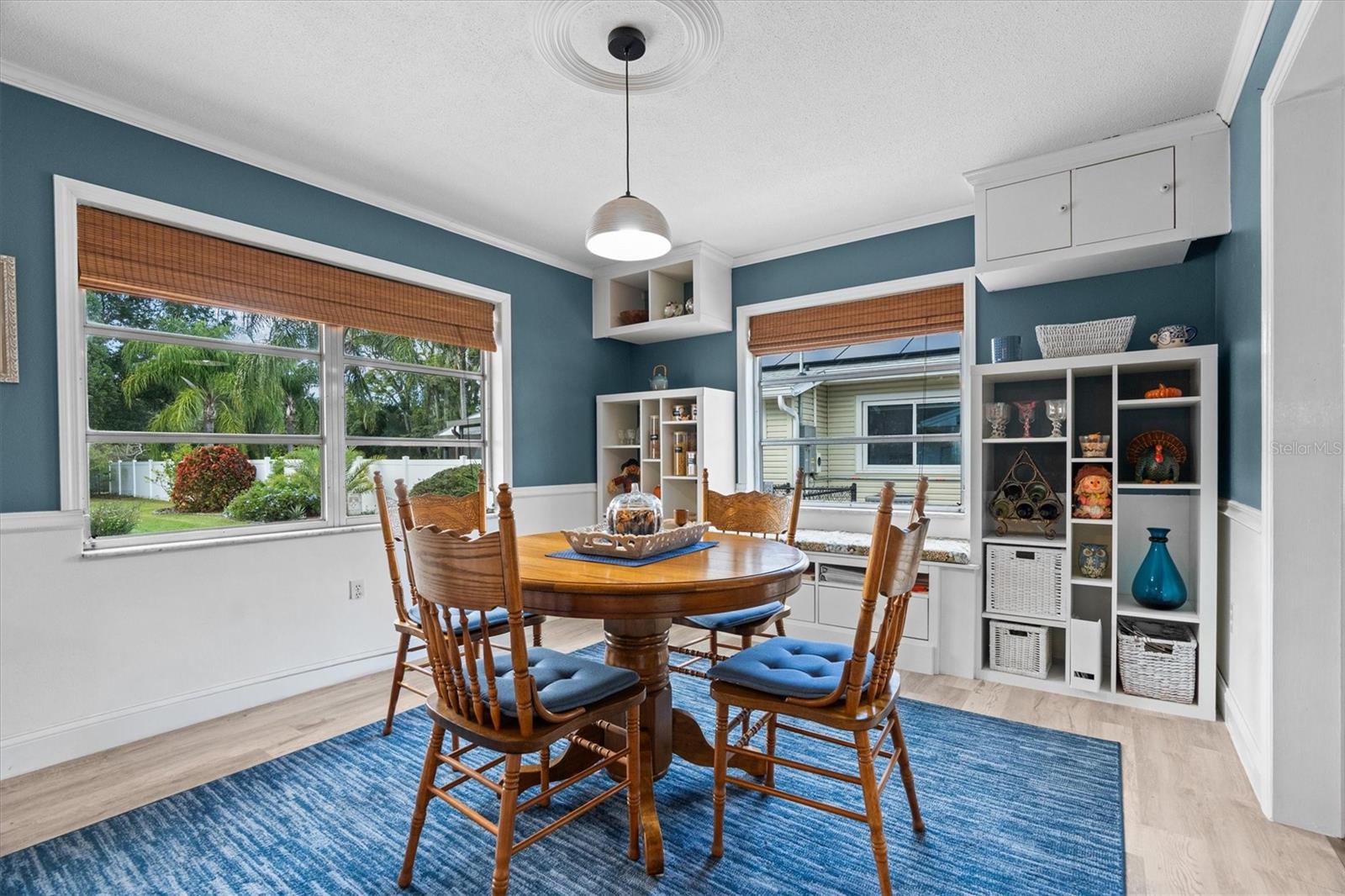 LAKE HOLDEN HILLS - Residential