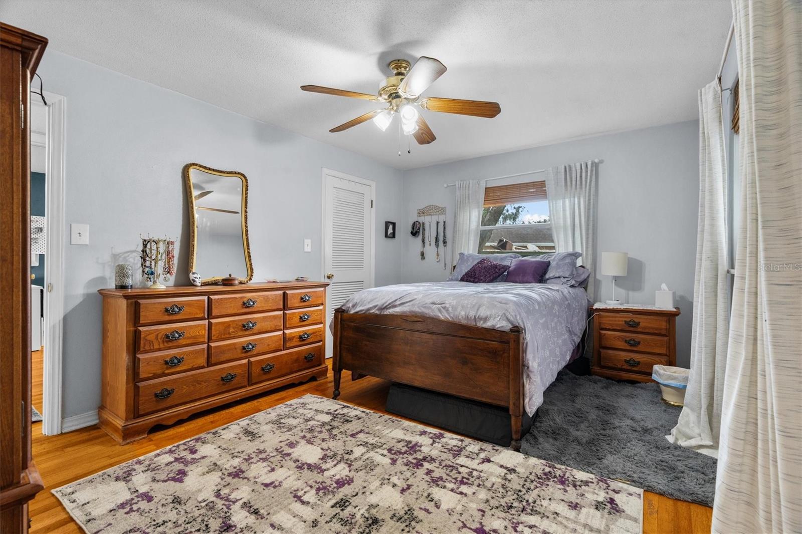 LAKE HOLDEN HILLS - Residential