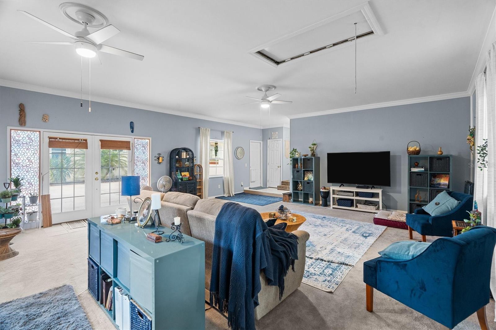 LAKE HOLDEN HILLS - Residential