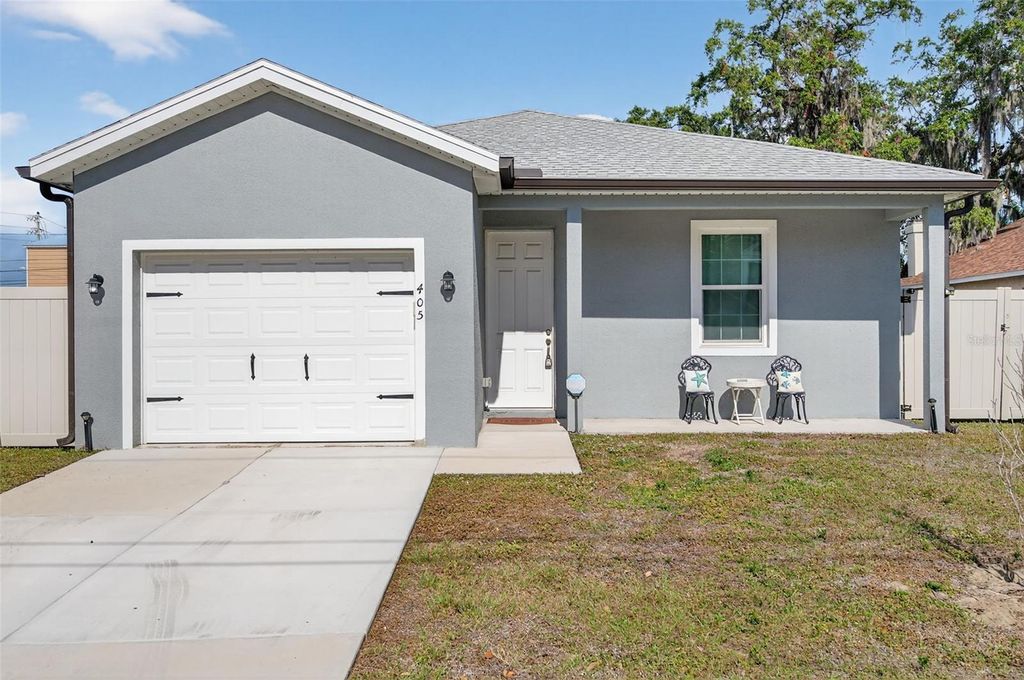 Photo of 405 E Boyer Street, Tarpon Springs, FL 34689 (MLS # TB8465374)