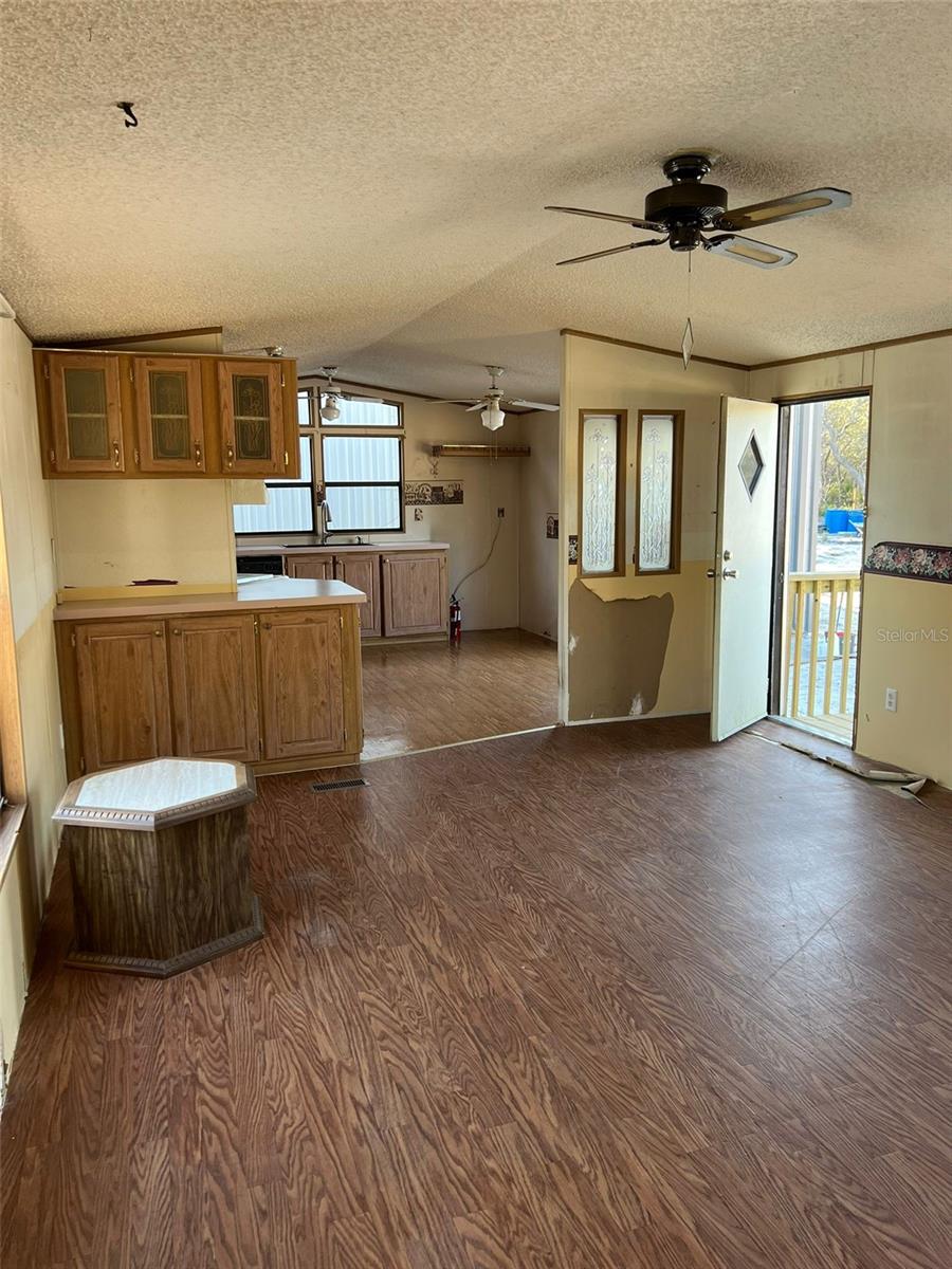 FLORIDA HIGHLANDS - Residential