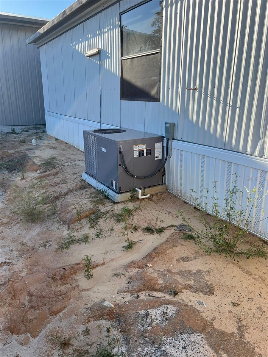 FLORIDA HIGHLANDS - Residential