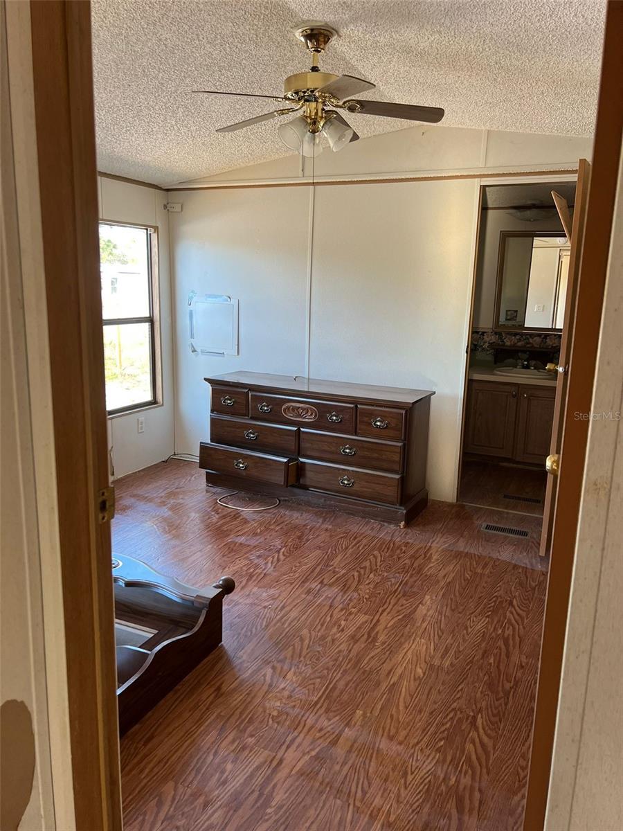 FLORIDA HIGHLANDS - Residential