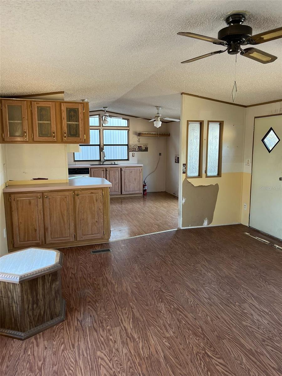 FLORIDA HIGHLANDS - Residential