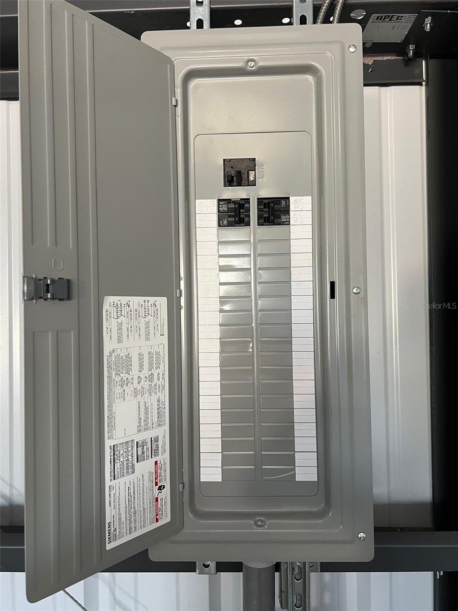 FLORIDA HIGHLANDS - Residential