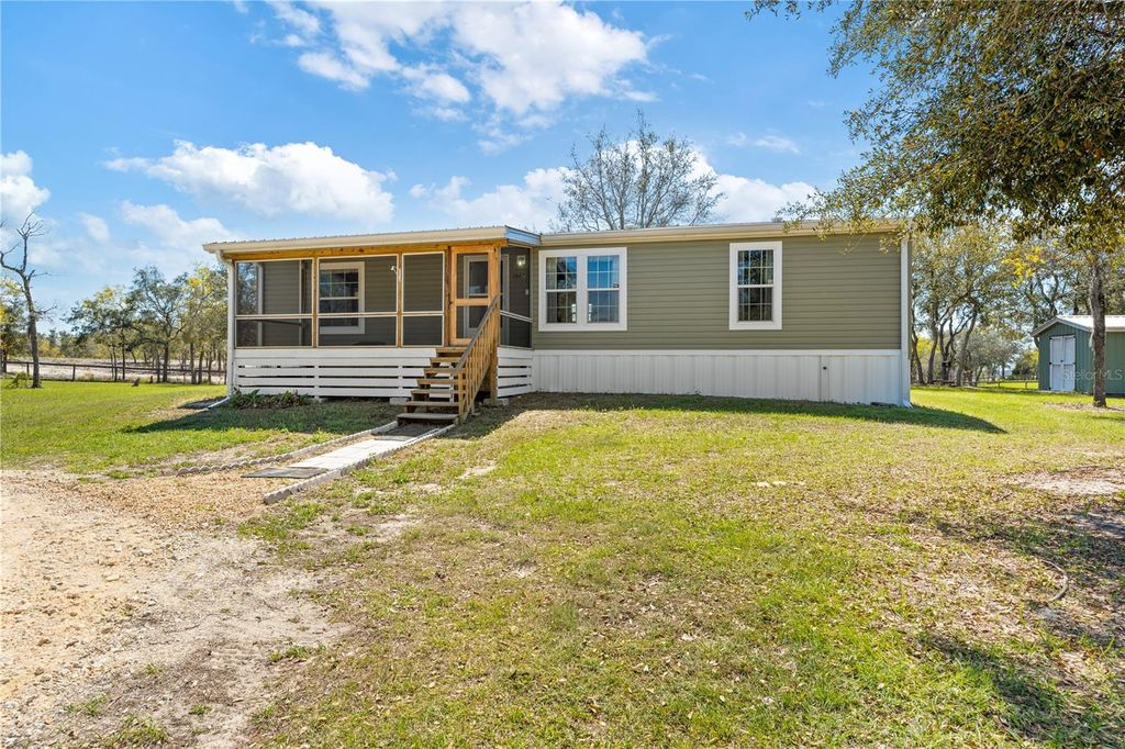 Photo of 4470 NE 121st Avenue, Williston, FL 32696 (MLS # OM721391)