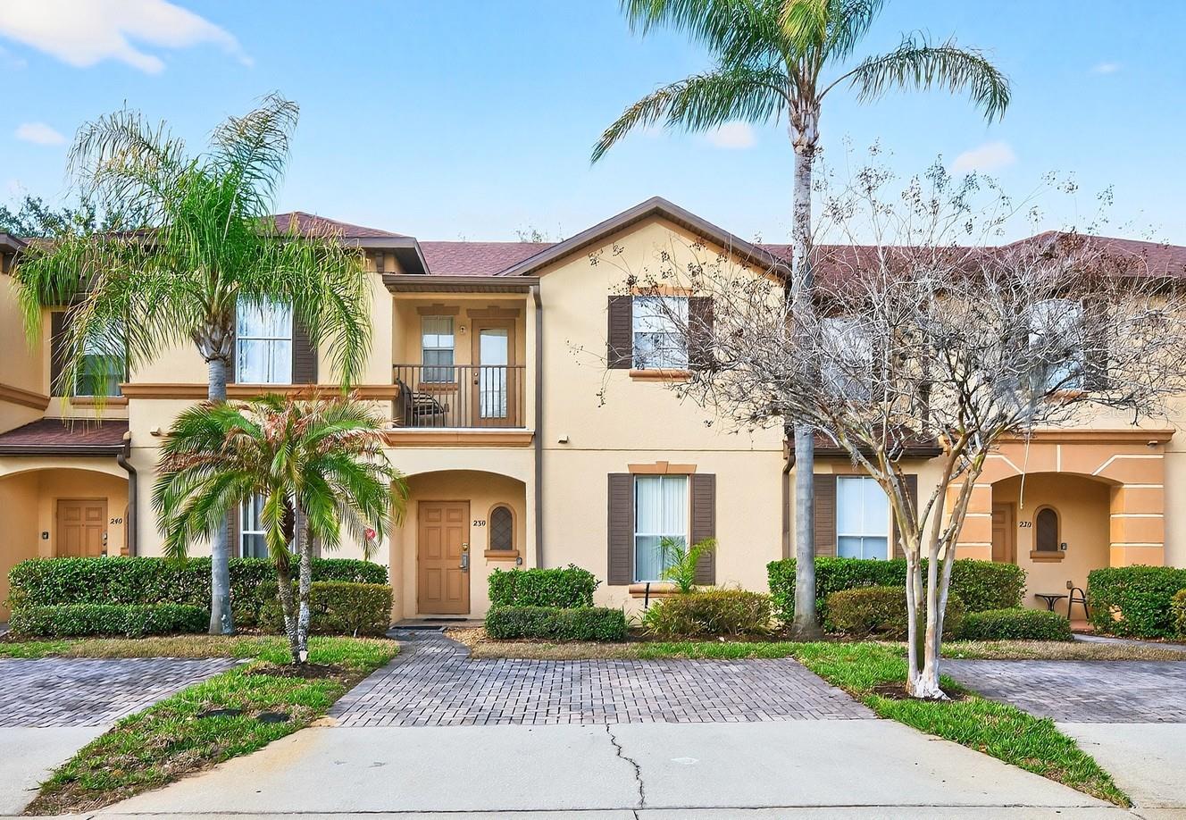 REGAL PALMS AT HIGHLAND RESERVE - Residential