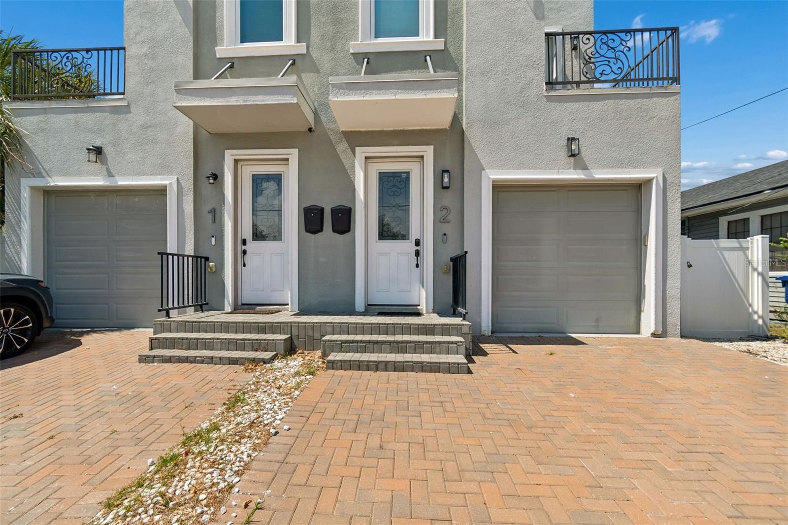 2113 W CASS STREET 2