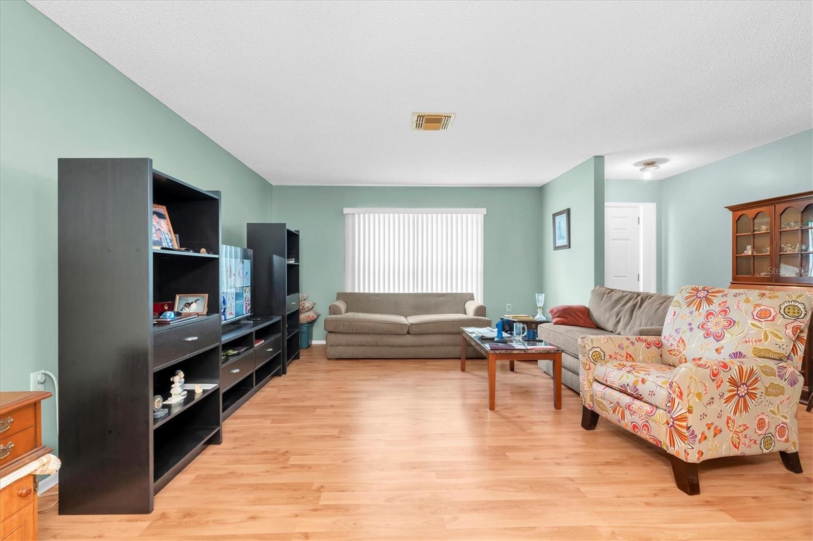 TIMBER OAKS - Residential