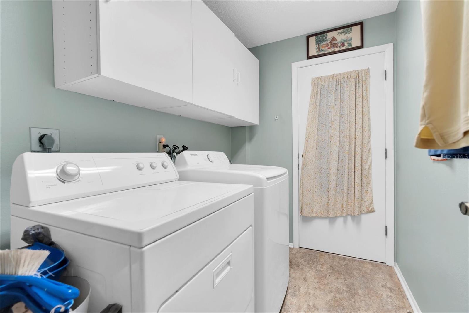 TIMBER OAKS - Residential