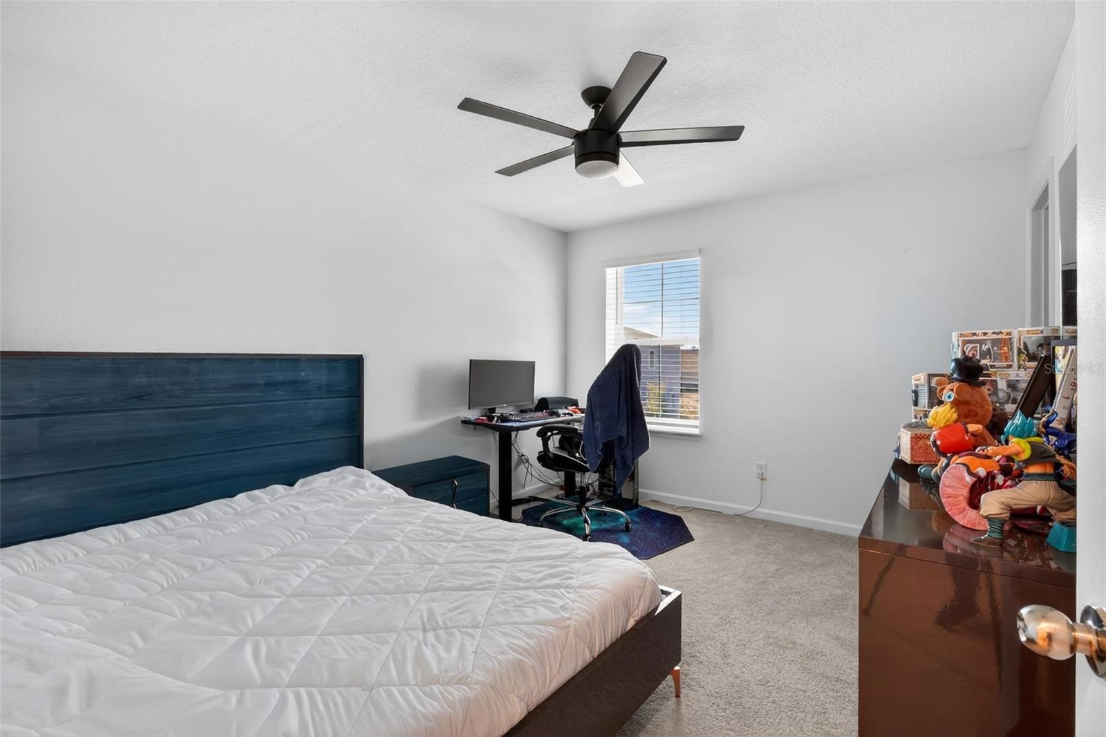 WHISPER CRK PH 11 UN B - Residential