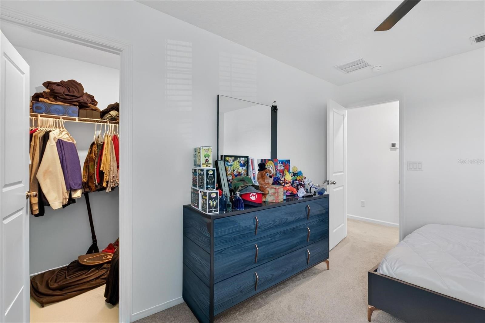 WHISPER CRK PH 11 UN B - Residential