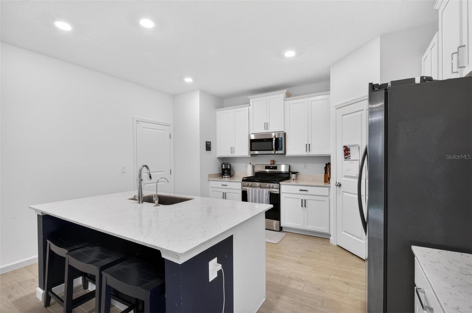 WHISPER CRK PH 11 UN B - Residential