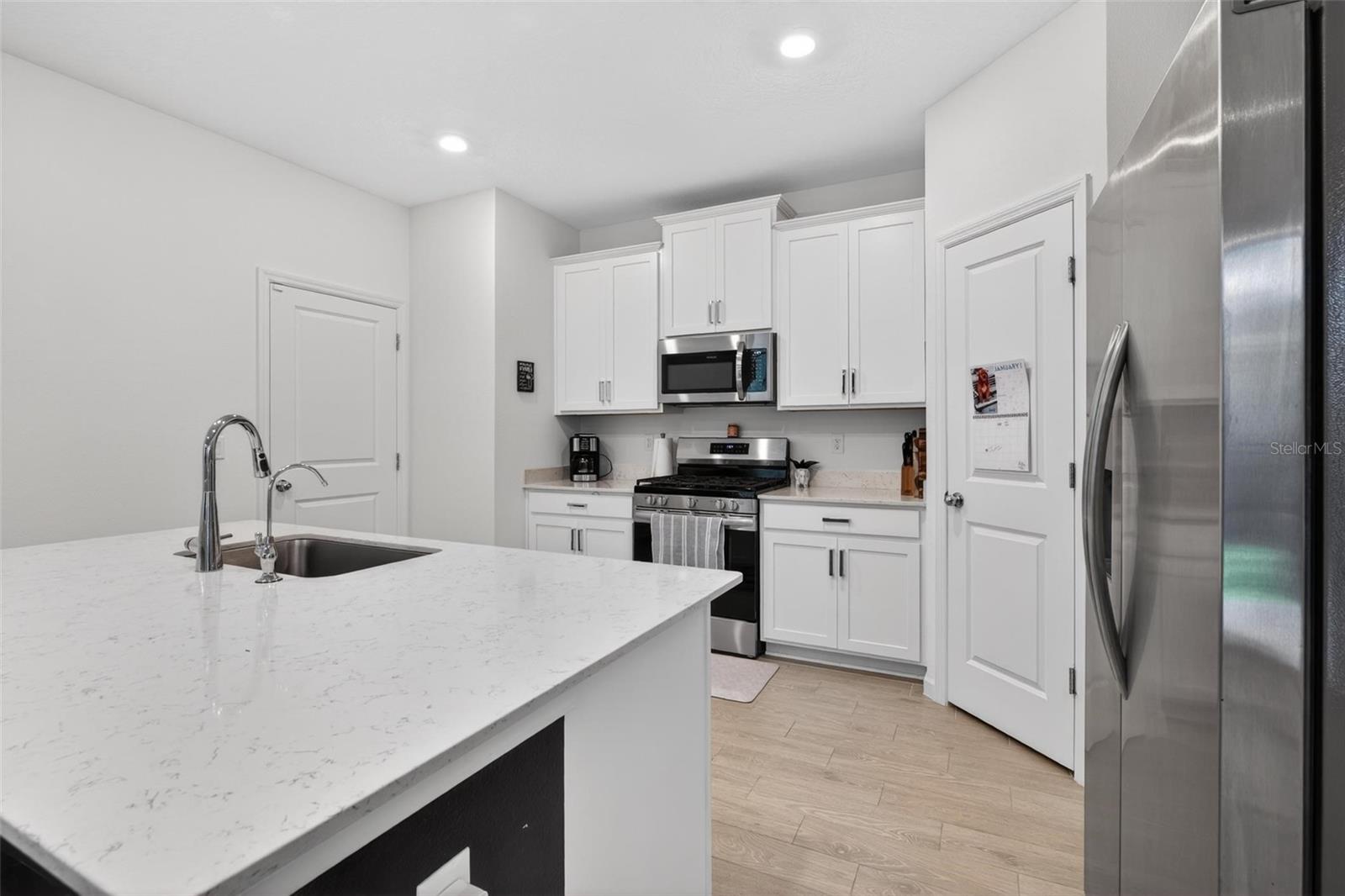 WHISPER CRK PH 11 UN B - Residential