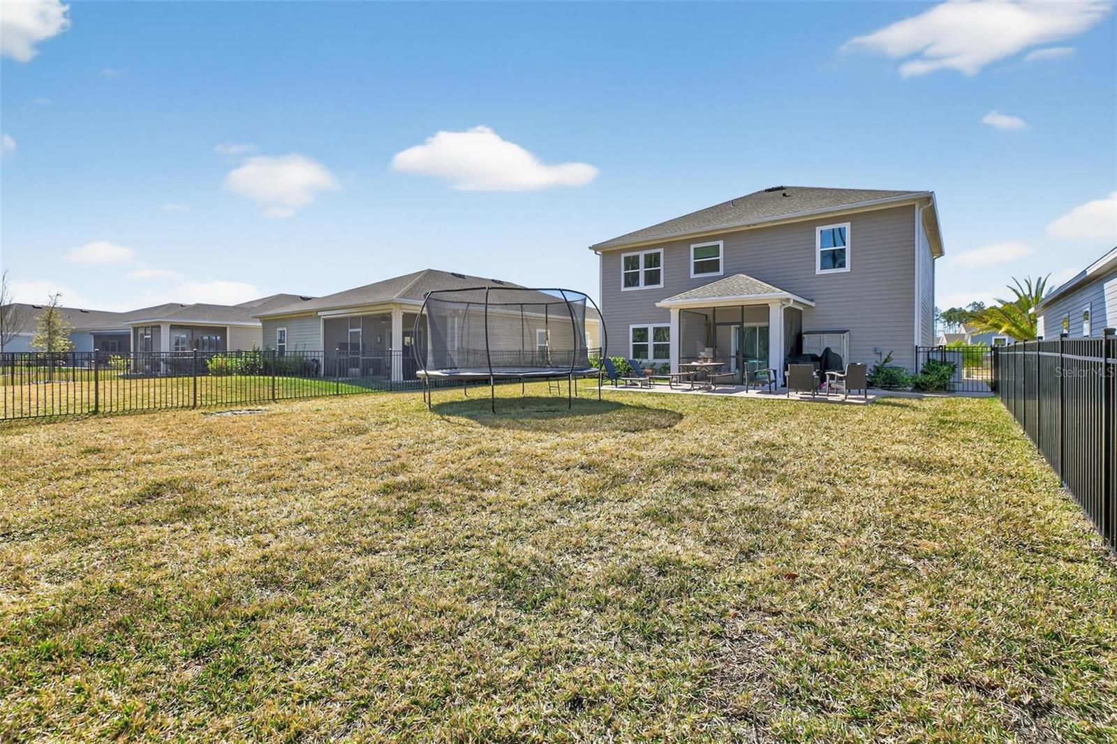 WHISPER CRK PH 11 UN B - Residential