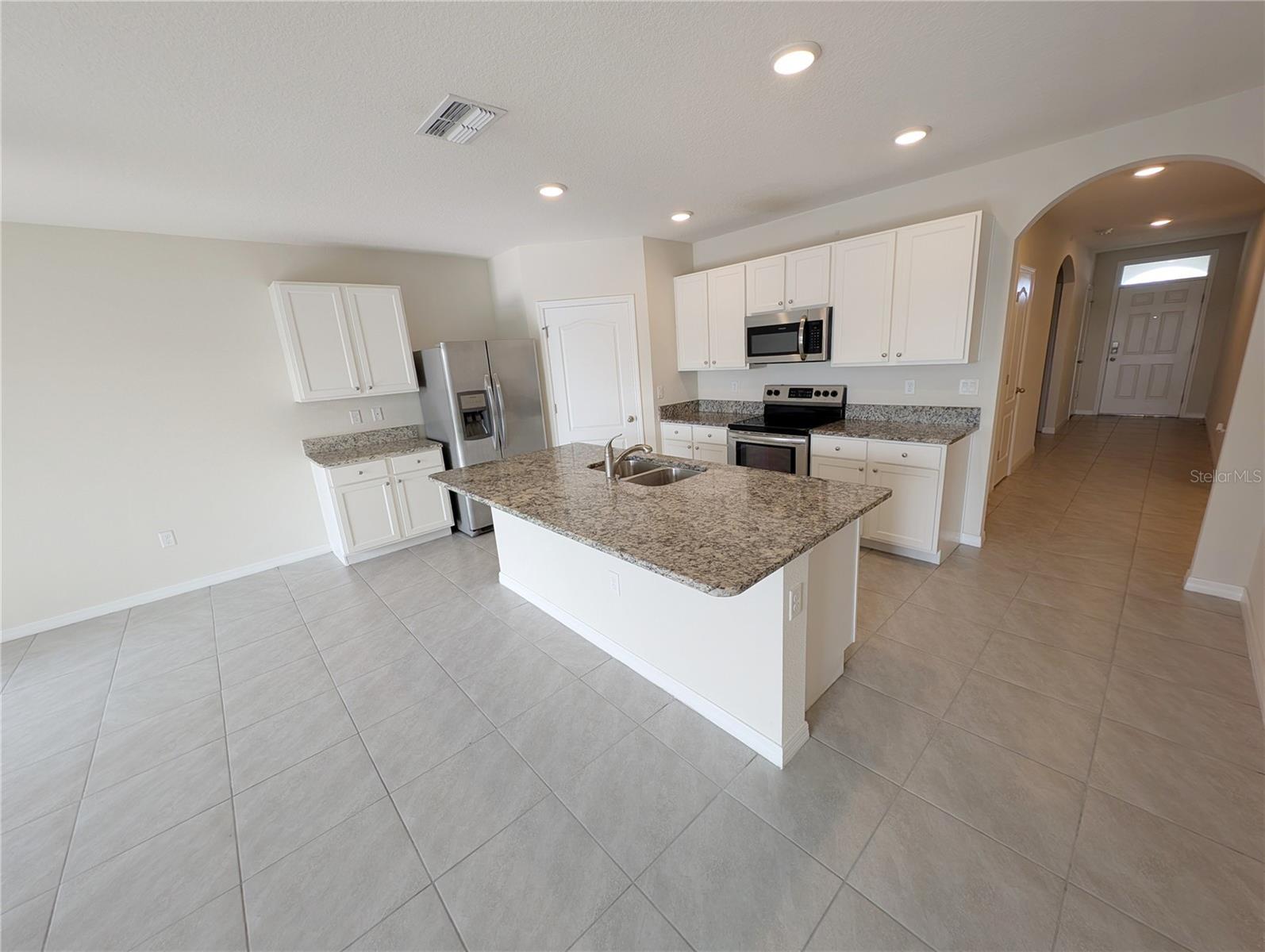 2479 WHITE LILLY DRIVE