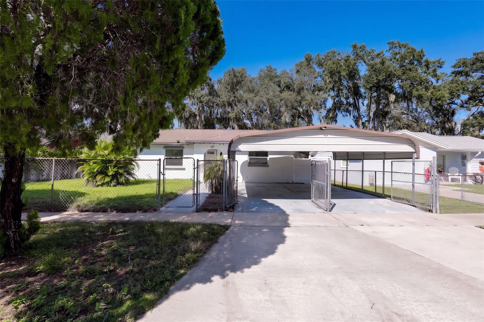 8205 ESPERANZA STREET