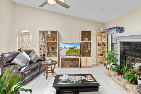 DELTONA LAKES UNIT 43 - Residential