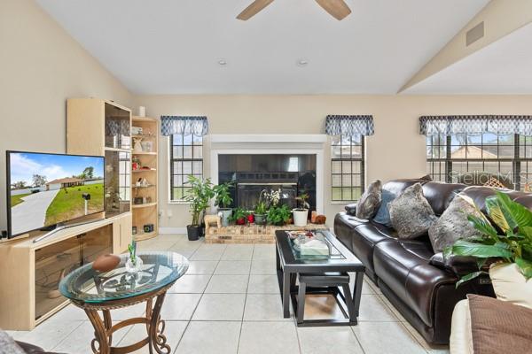 DELTONA LAKES UNIT 43 - Residential