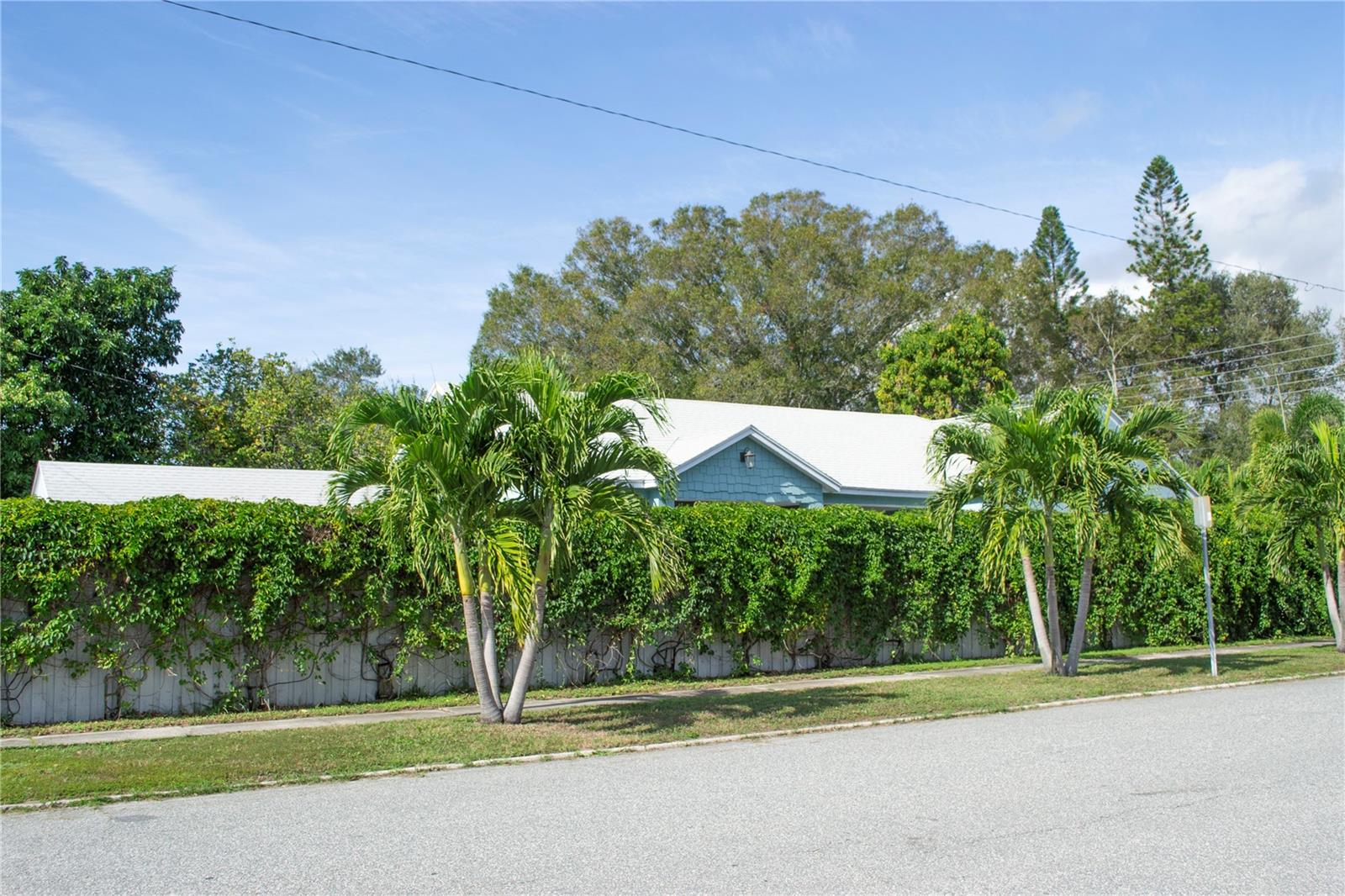 COLONIAL PLACE REV - Residential