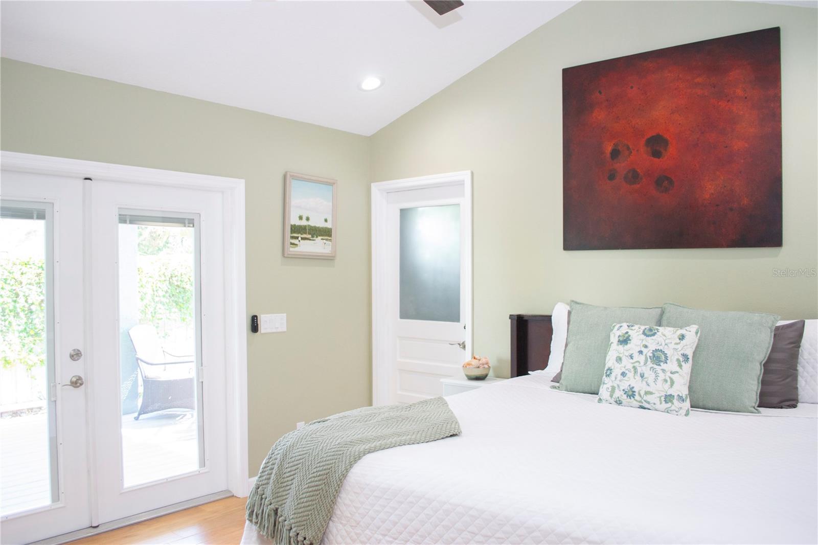 COLONIAL PLACE REV - Residential