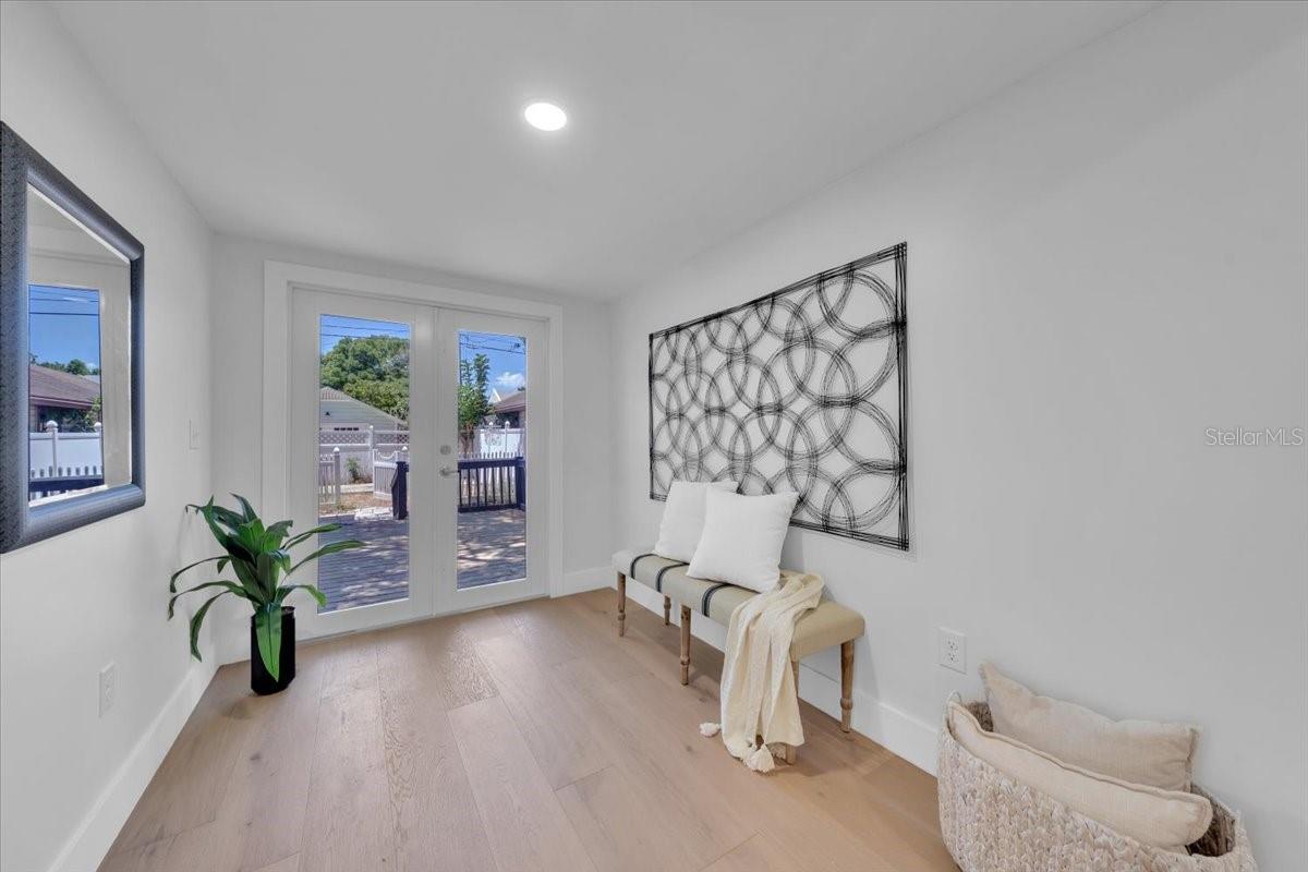 EDINA GARDEN OF EDEN - Residential