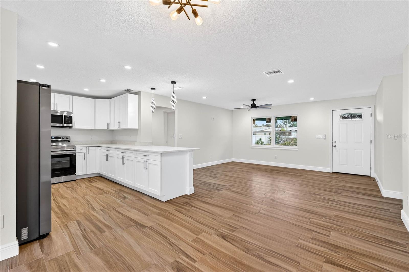 ZEPHYRHILLS COLONY CO SUB - Residential