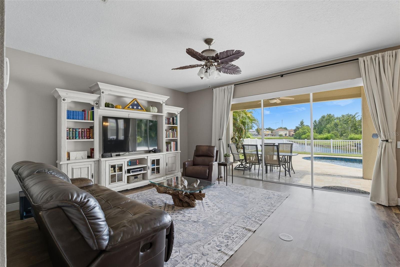TIERRA DEL SOL - Residential