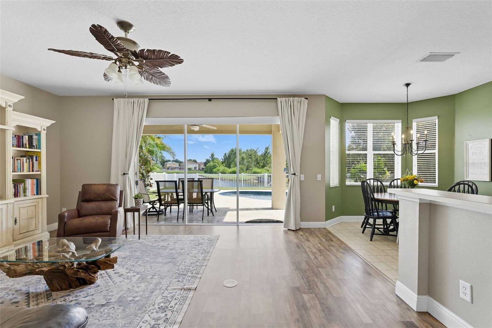 TIERRA DEL SOL - Residential