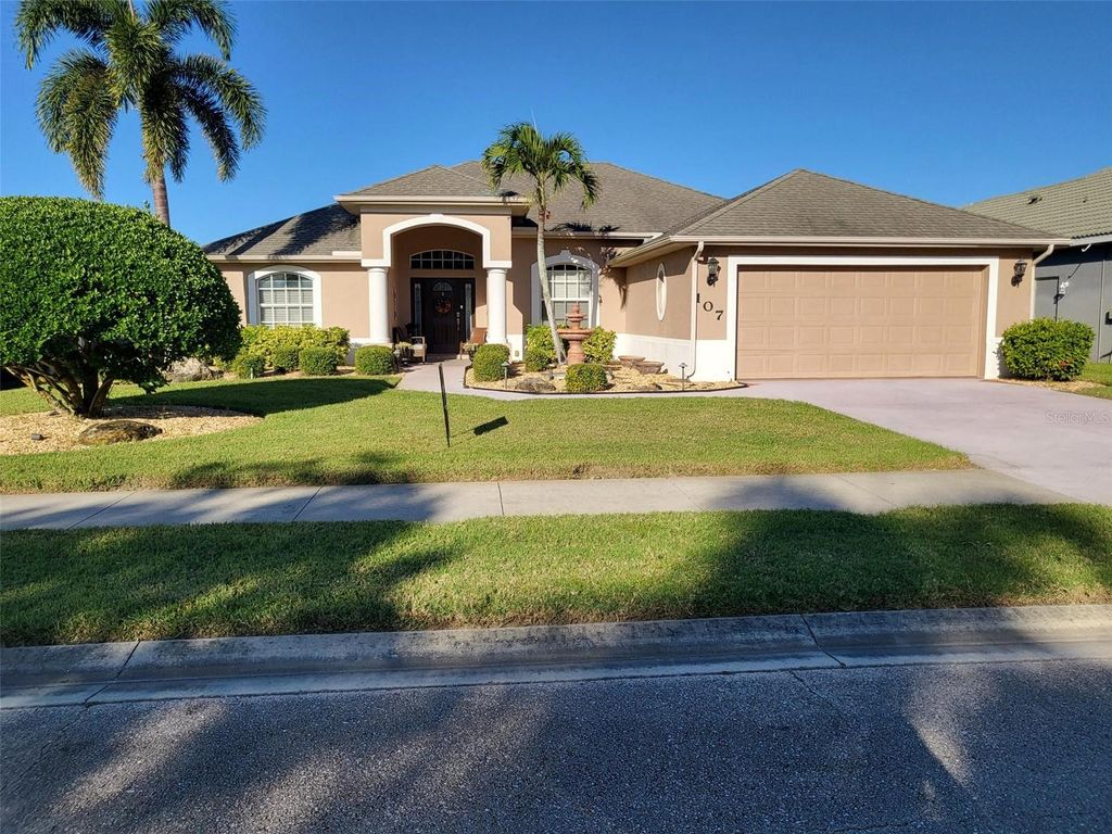 Photo of 107 Wading Bird Drive, Venice, FL 34292 (MLS # N6141055)