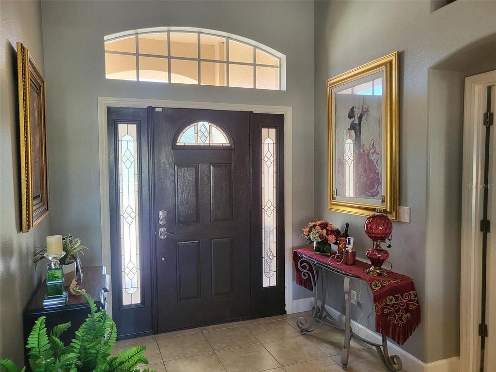 Photo of 107 Wading Bird Drive, Venice, FL 34292 (MLS # N6141055)