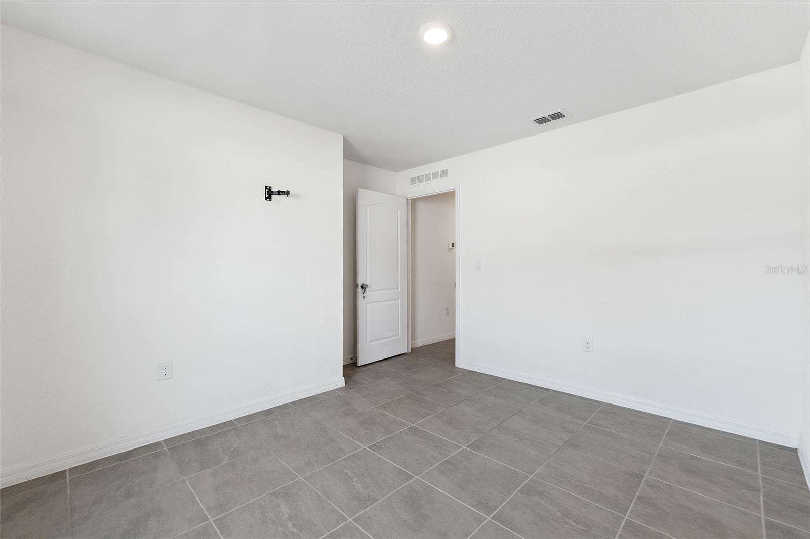 SOUTHWEST QUADRANT PH 01-04 - Residential