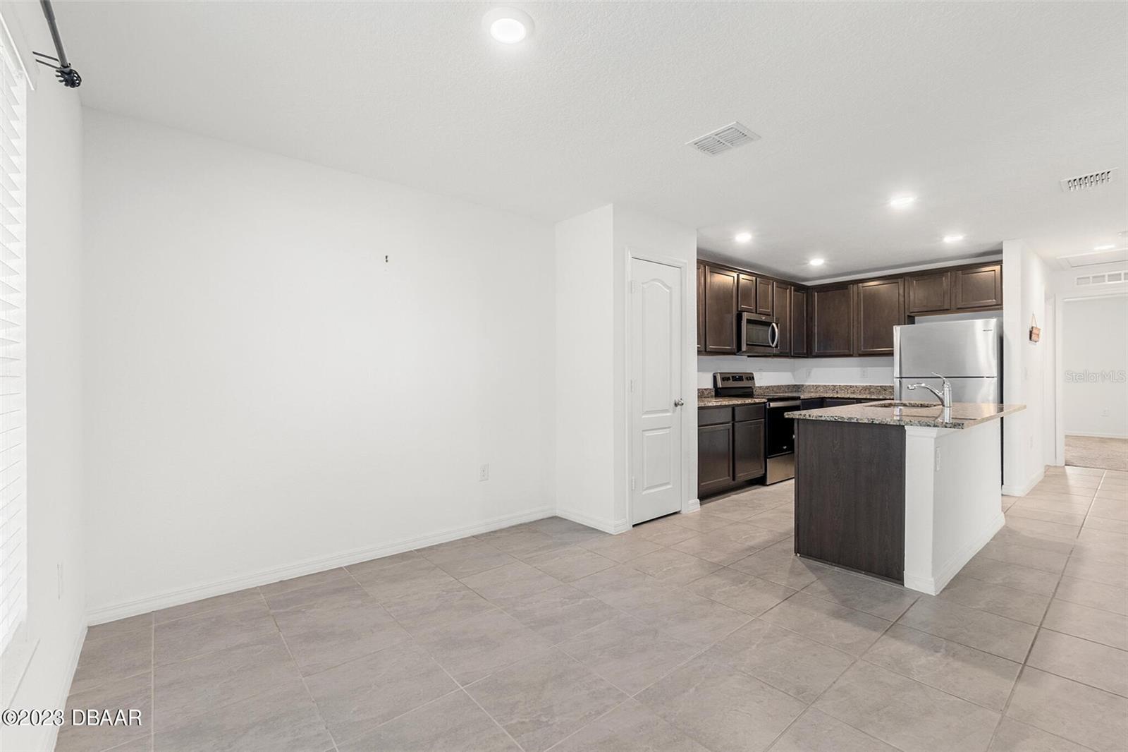 SOUTHWEST QUADRANT PH 01-04 - Residential