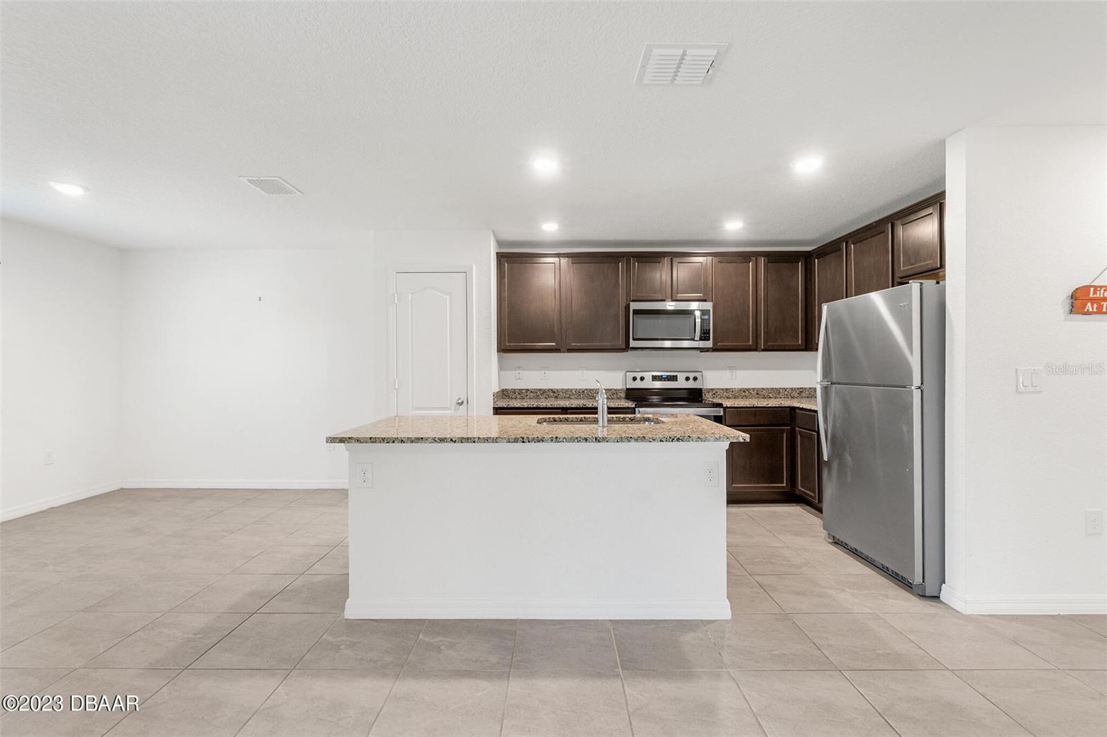 SOUTHWEST QUADRANT PH 01-04 - Residential