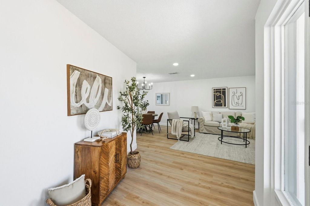 Photo of 6236 17th Street S, St Petersburg, FL 33712 (MLS # TB8460960)