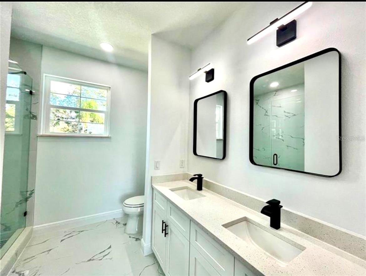 GREENWOOD COVE TWNHMS SUB - Residential