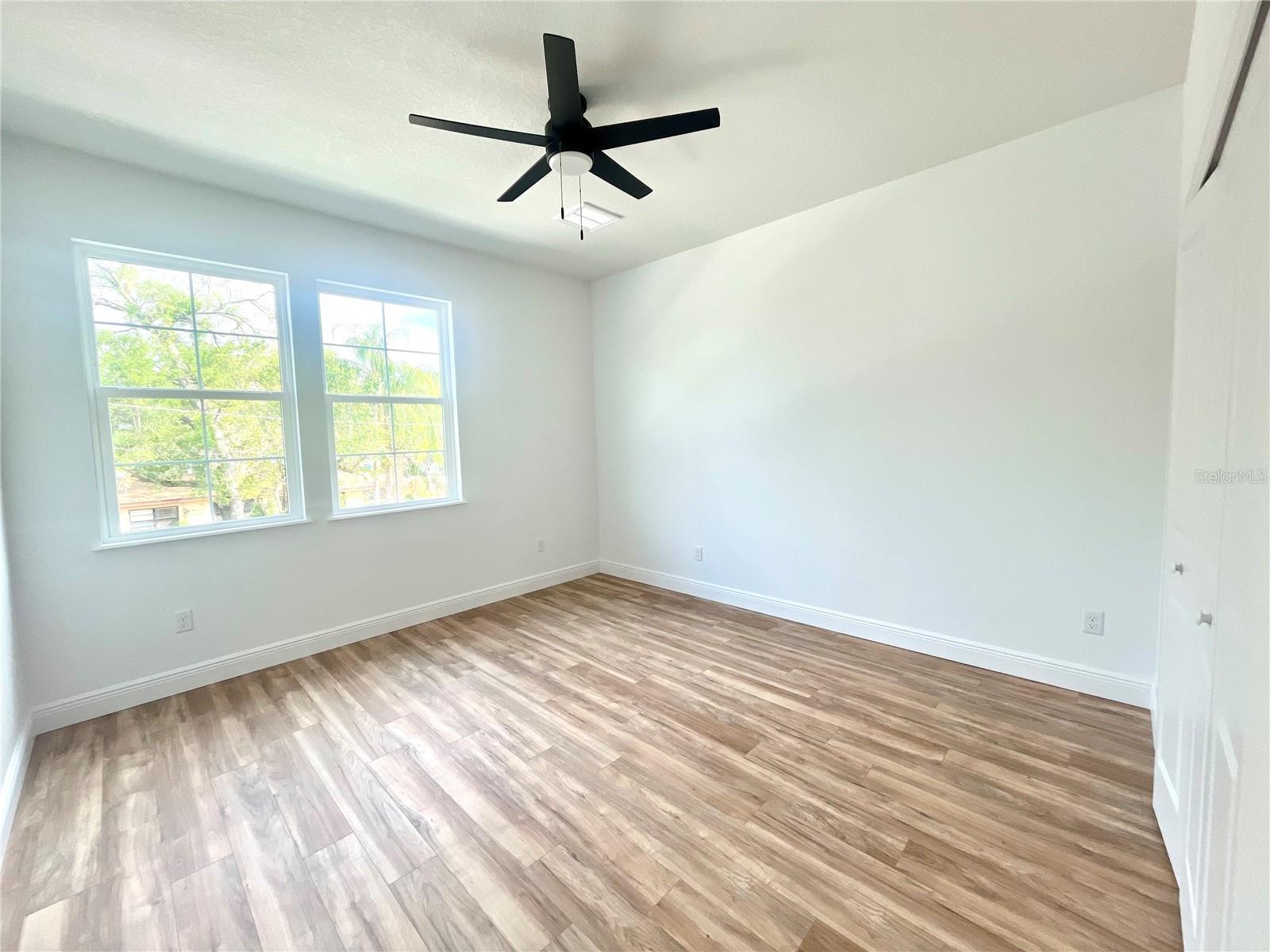 GREENWOOD COVE TWNHMS SUB - Residential