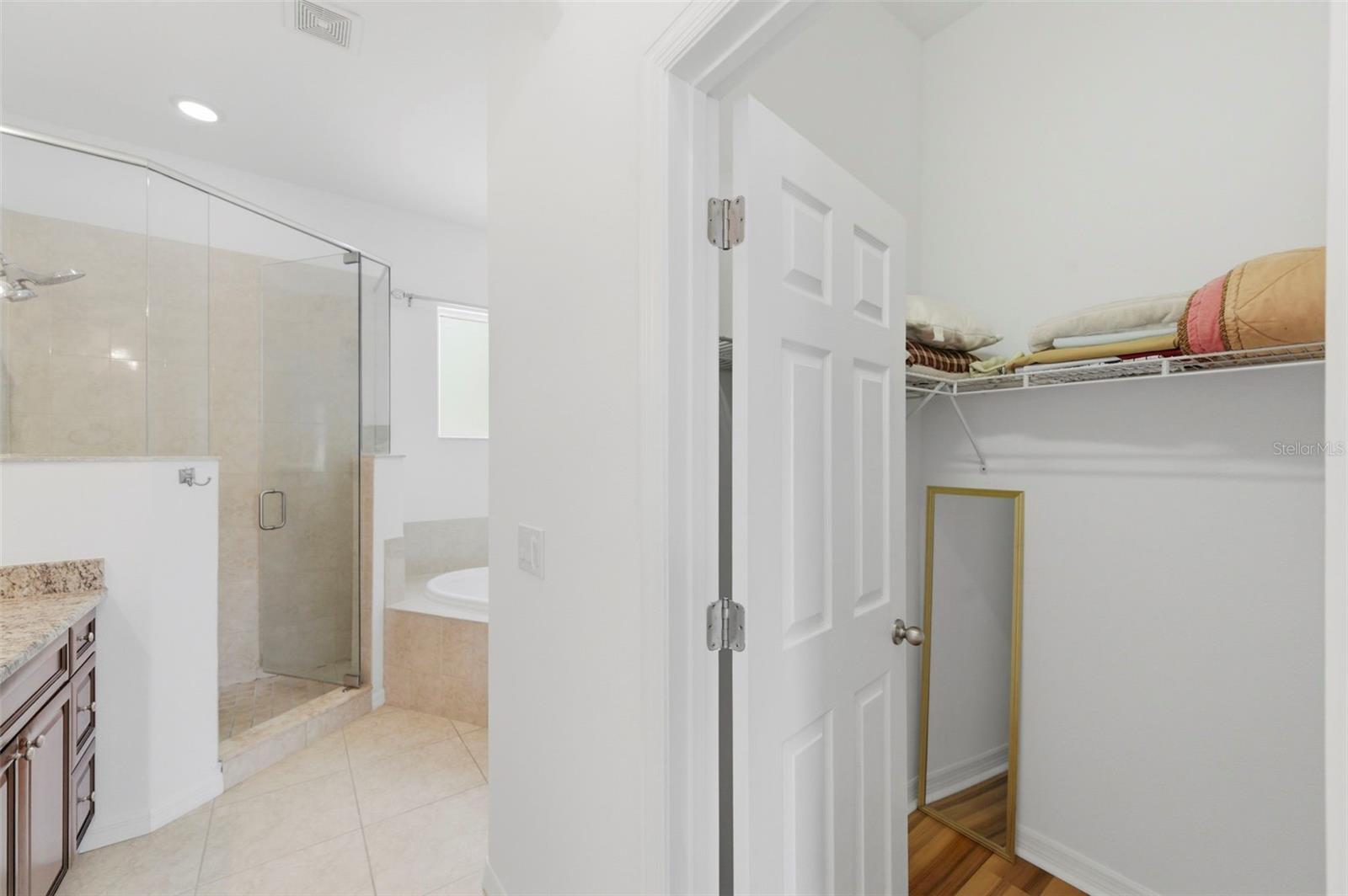 WOODACRE ESTATES OF NORTHDALE - Residential