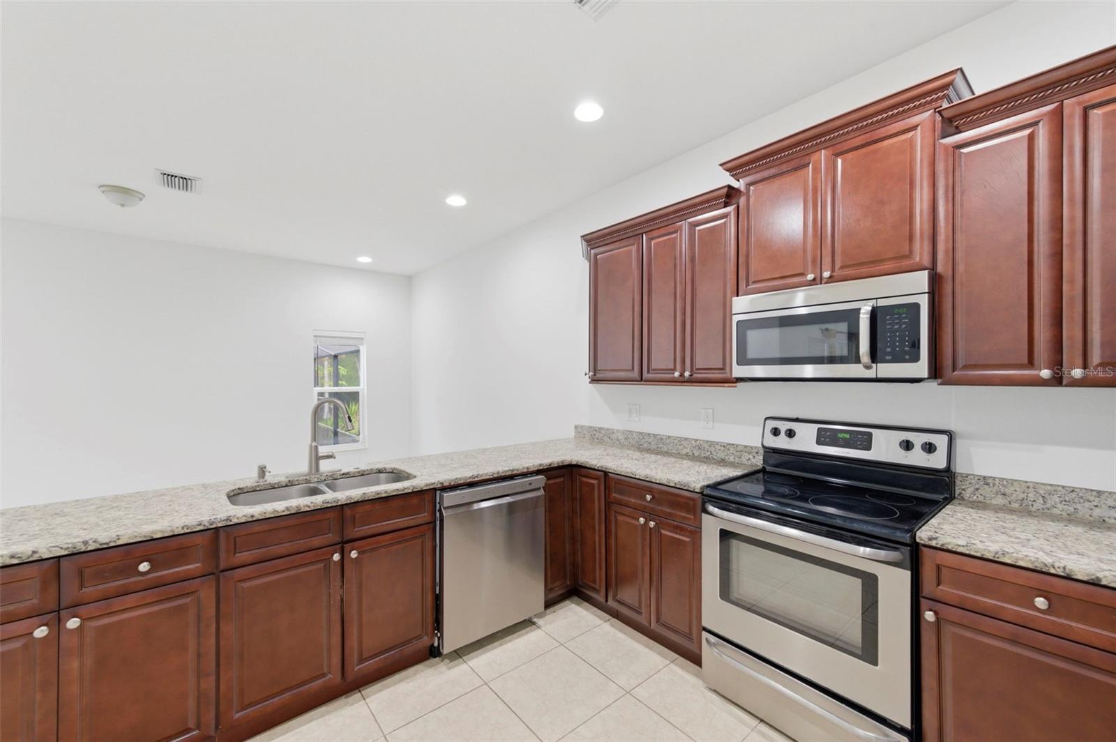 WOODACRE ESTATES OF NORTHDALE - Residential