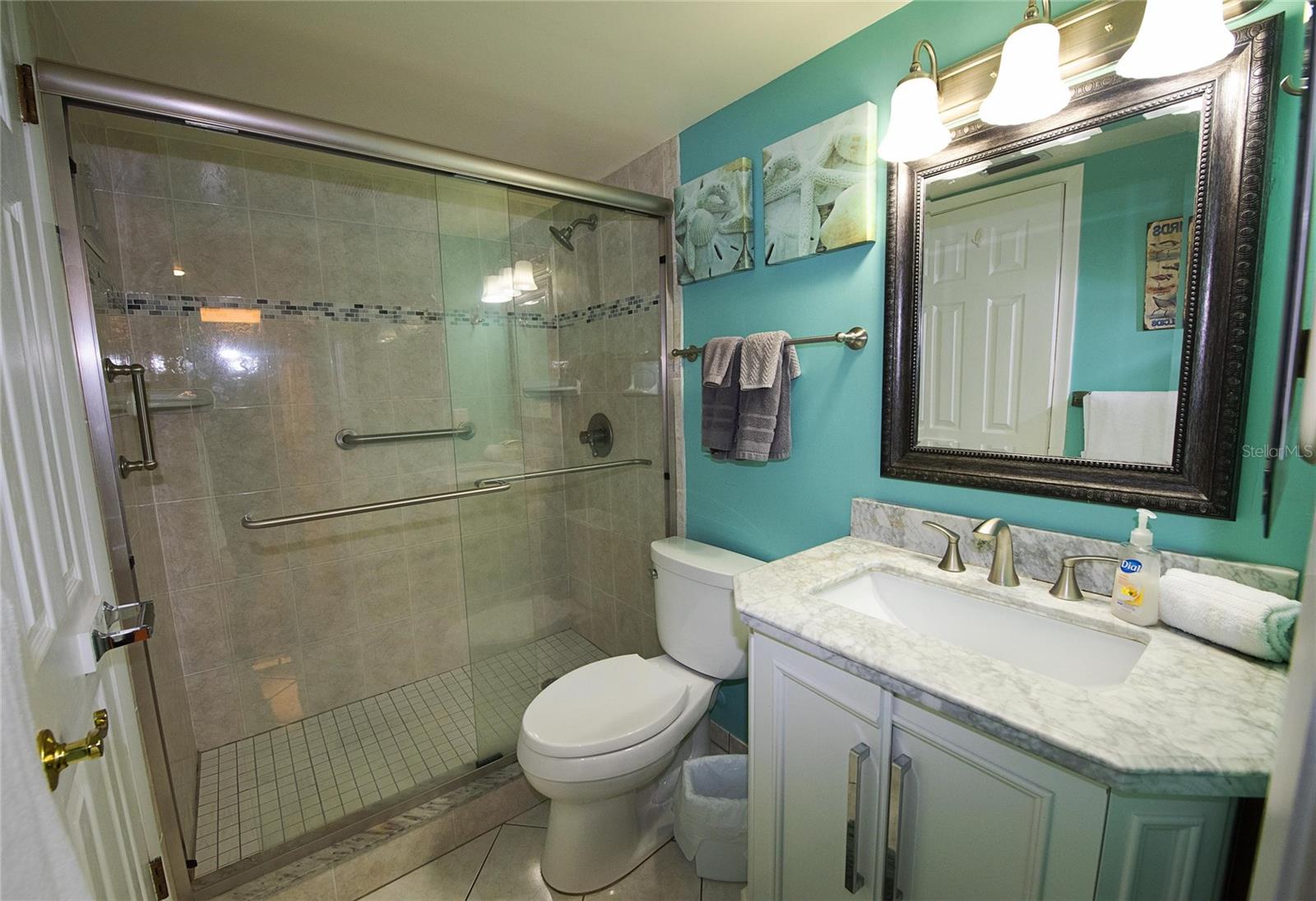 OCEAN REEF VILLAS - Residential Lease