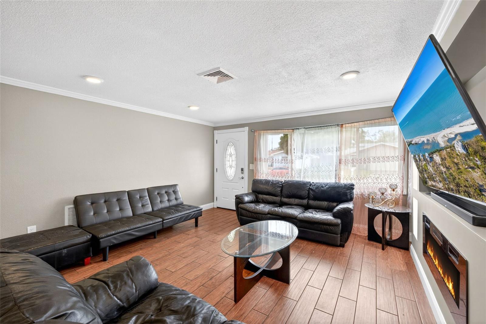 CURLEW CITY - Residential