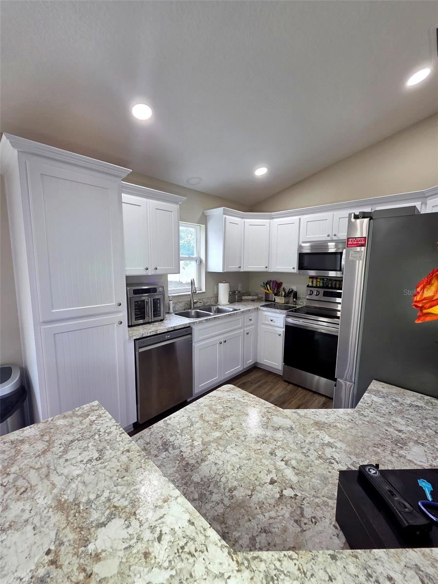 SPRING HILL - Residential