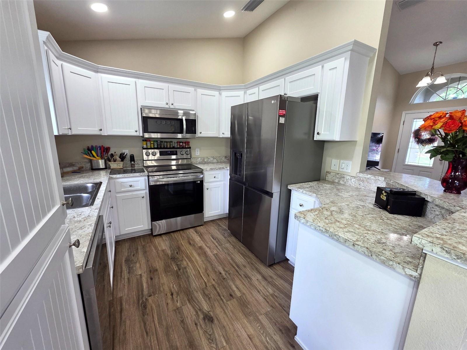 SPRING HILL - Residential