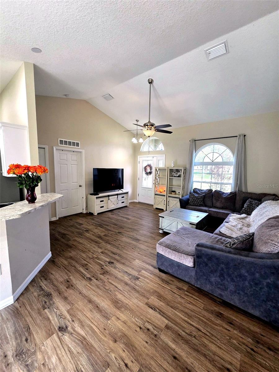SPRING HILL - Residential